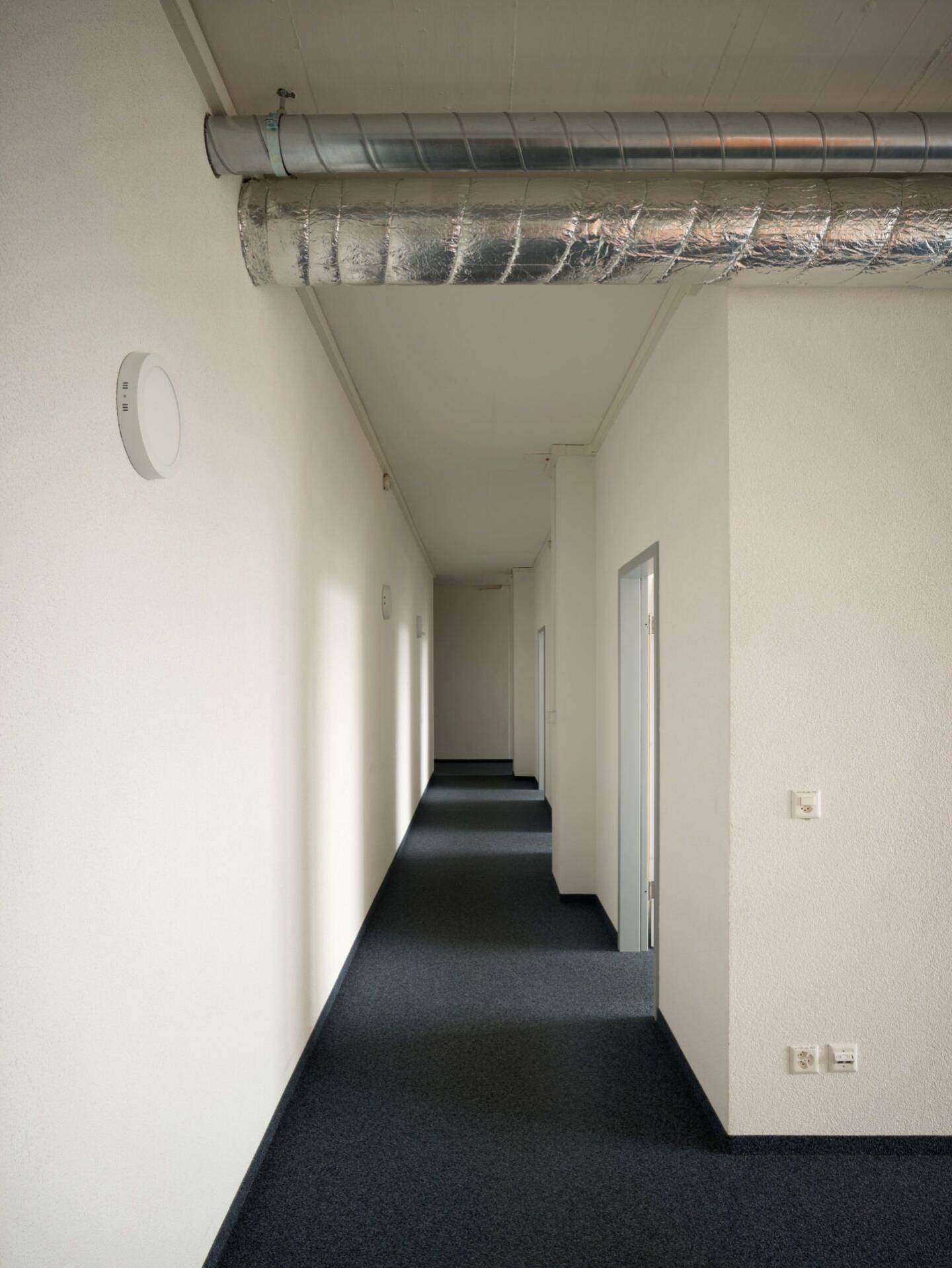 Ihr neuer Firmenstandort; 450 - 1'850 m2 Büro- und Dienstleistungsräume zu vermieten (Fr. 120.00 m2)
