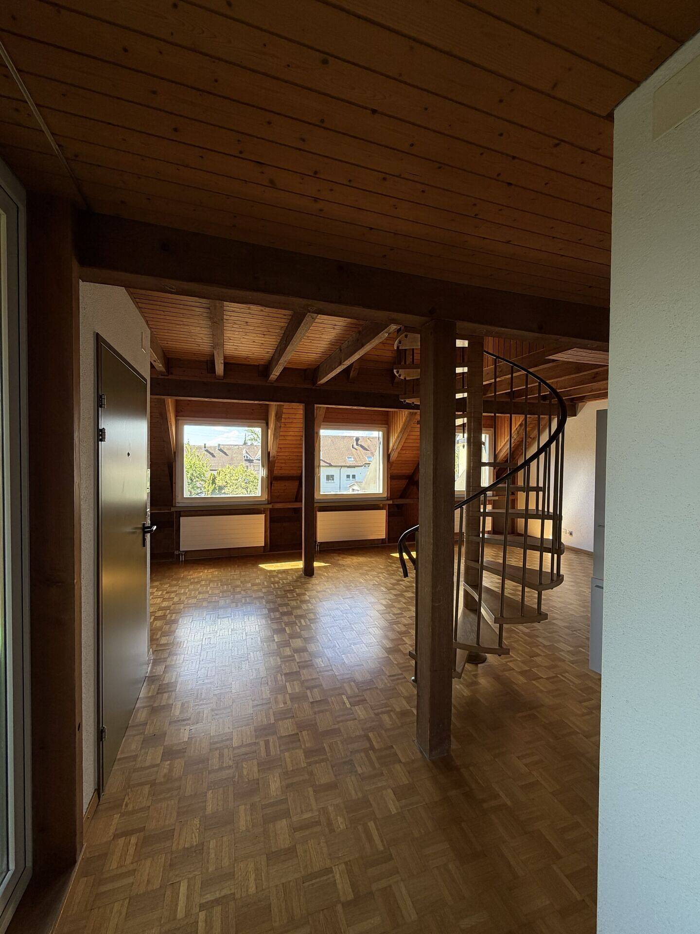 Charmante 3-Zimmer-Dachwohnung auf zwei Etagen in Rupperswil